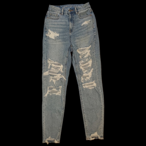 American Eagle Outfitters Denim - AE Distressed Curvy Mom Jean